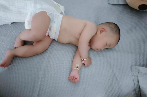 吴忠宝宝肠胀气的症状